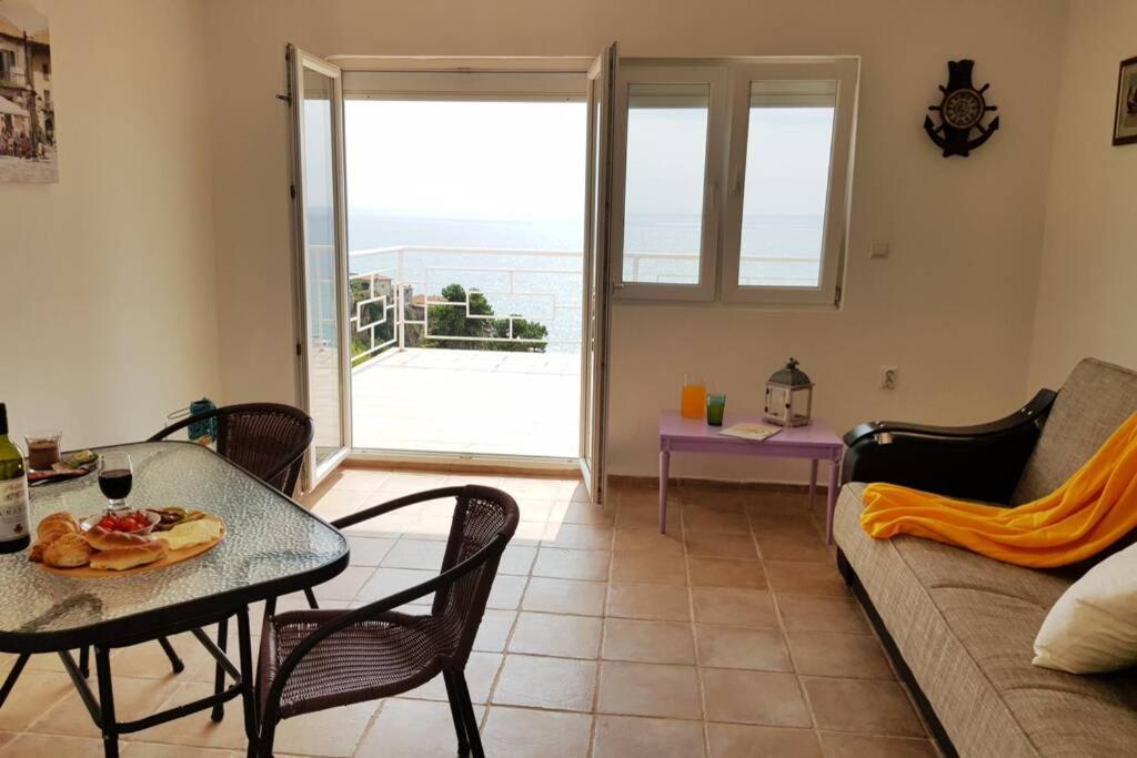 Apartman Aleksandra Ulcinj Exterior foto